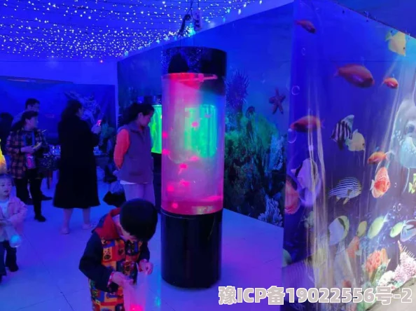 欧美人七十二式性视频教程一，网友们纷纷表示内容丰富，但也有人认为过于露骨，不适合未成年人观看